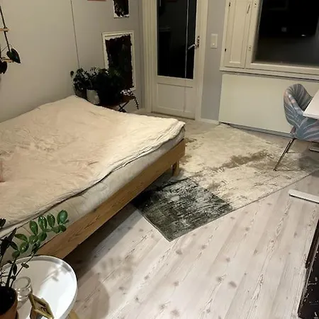 Large Detached House, Wifi, Sauna, 4 Br 로바니에미